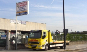 Ritiro mezzi Radiazione targhe Vendita ricambi Autodemolizione Bignotti Brescia